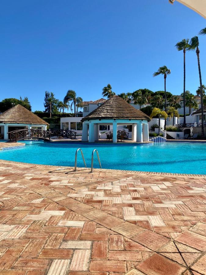 Beautiful Apartment For Rent In Quinta Do Lago With Excellent Resort Facilities Close To Lake And Beach. Buitenkant foto